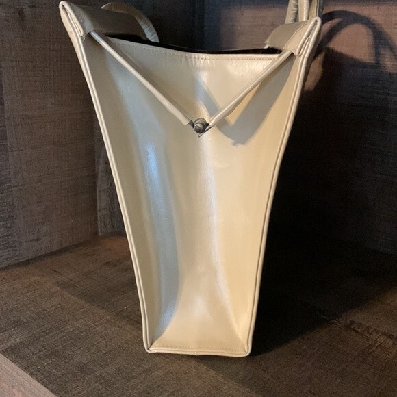 LENOX BAGS VINTAGE PURSE **RARE*** white/ivory - brown inside. BONE LEATHER - Picture 5 of 10